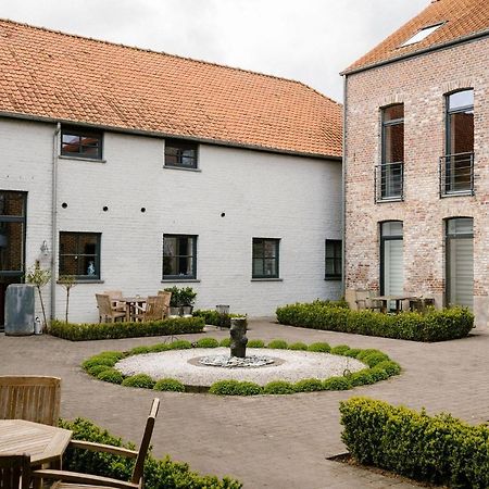 Hoeve De Reetjens - Le Grenier Bilzen Exterior photo